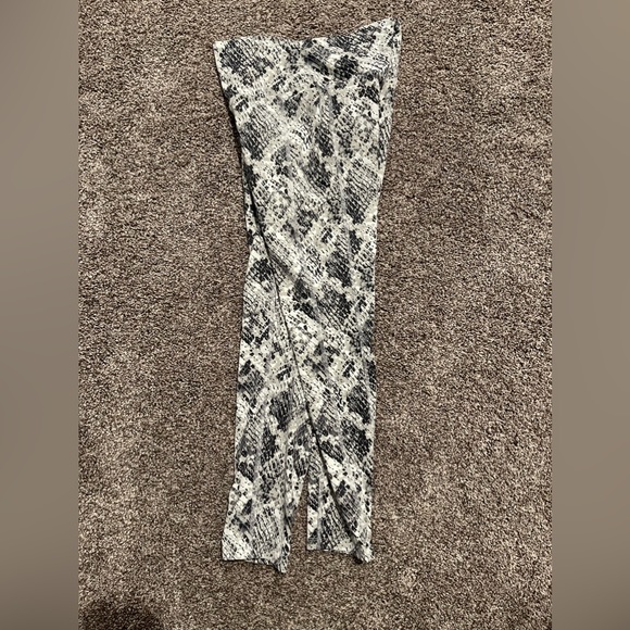 PINK leggings size M - Picture 3 of 4